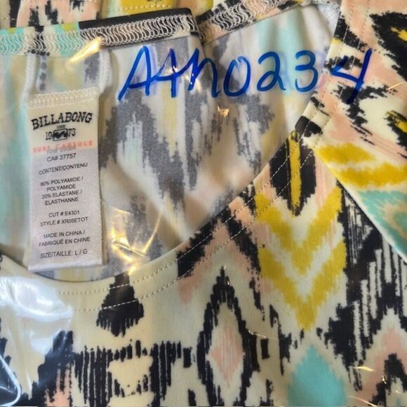 Billabong 'Totally '80s' Long Sleeve Rashguard Women's Black Green Yellow  Large - Picture 9 of 9